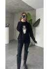 Siyah Bisiklet Yaka Ayıcık İşlemeli Oversize Uzun Triko Kazak