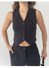 Siyah Çizgili Kolsuz Düğmeli Astarlı Yelek