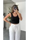 Siyah Jakarlı Sırt Dekolteli Crop Bluz