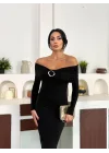 Siyah Madonna Yaka Gold Aksesuarlı Uzun Kollu Vucudu Saran Uzun Midi Boy Elbise