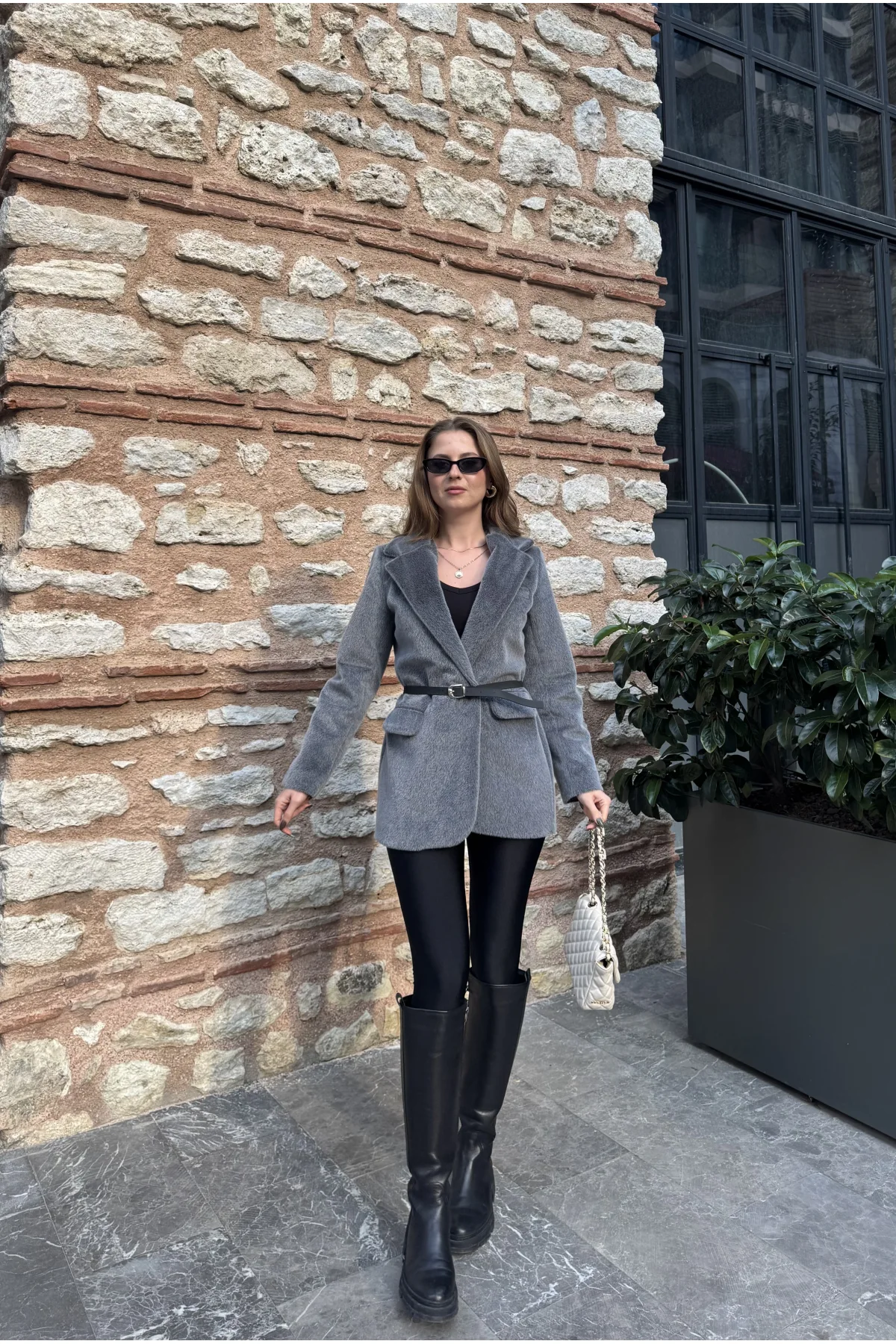 Gri Tay Tüylü Kemerli Kürk Fox Ceket