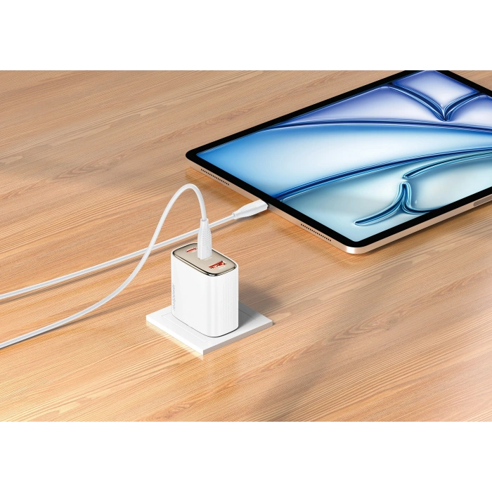 Realpower 45W GaN 3 Çıkışlı USB-C1/C2/A PD Hızlı Şarj Adaptörü Şarj Aleti ve 60W USB-C to USB-C Kablo Seti Beyaz TCS45WBK