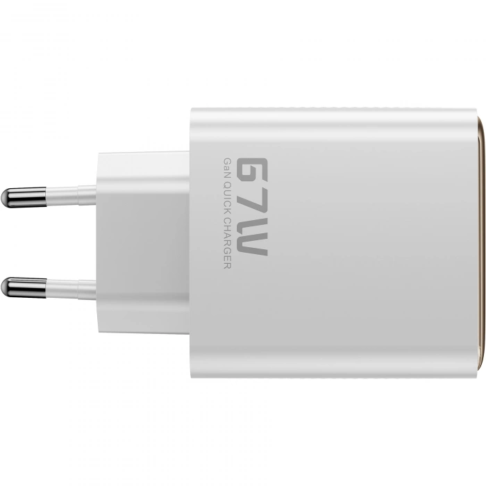 Realpower 67W GaN 3 Çıkışlı USB-C1/C2/A Dijital Göstergeli PD Hızlı Şarj Adaptörü Şarj Aleti ve 100W USB-C to USB-C Kablo Seti Beyaz TCS67WWH