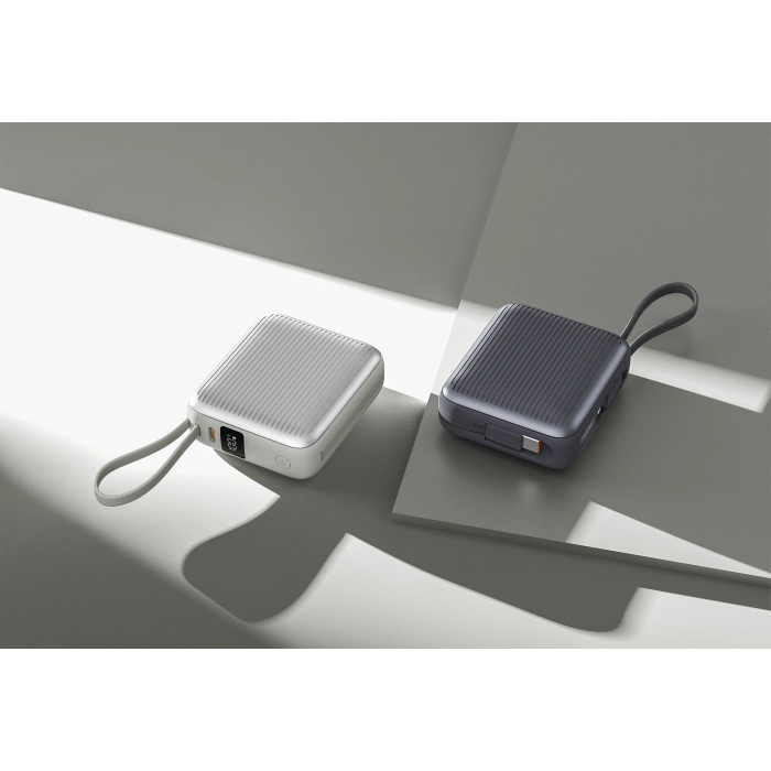 Realpower 10000mAh 22.5W Hızlı Şarj Powerbank Silver Dahili Kablolu Taşınabilir Şarj Cihazı LED Göstergeli PB10KSL