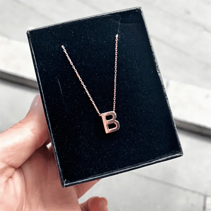 14 Ayar Altın 1cm Harf Kolye