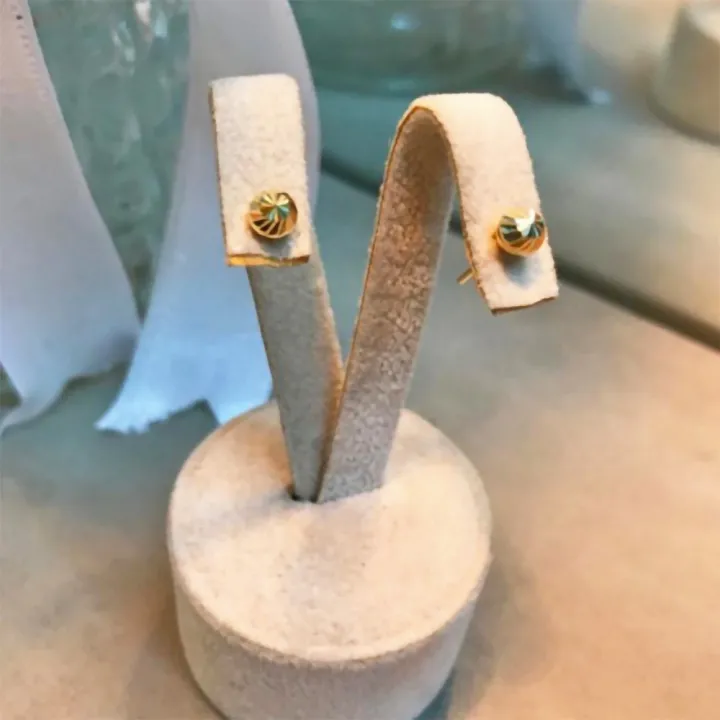 14 Ayar Altın Kalem İşlemeli Top Küpe - 4mm