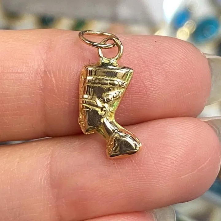 14 Ayar Altın Nefertiti Kolye Ucu