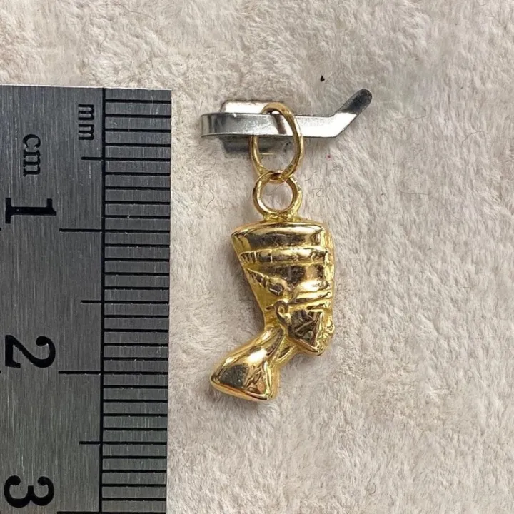 14 Ayar Altın Nefertiti Kolye Ucu