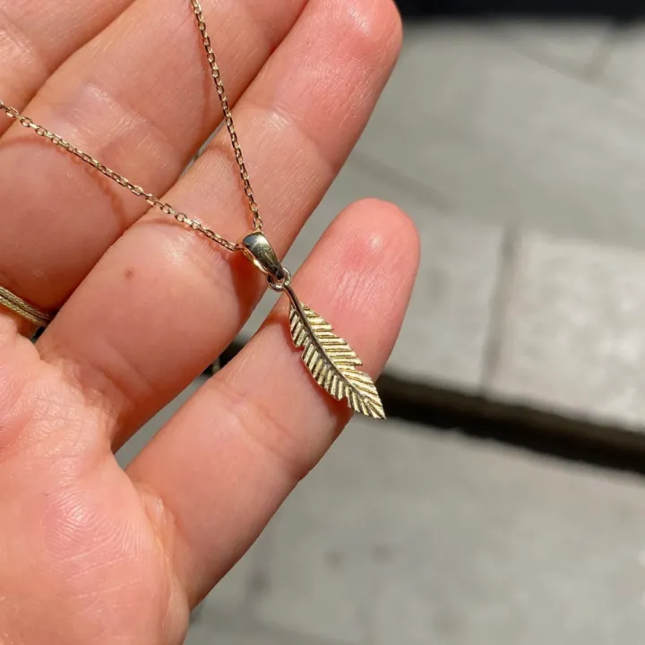 14 Ayar Altın Kuş Tüyü Kolye Ucu