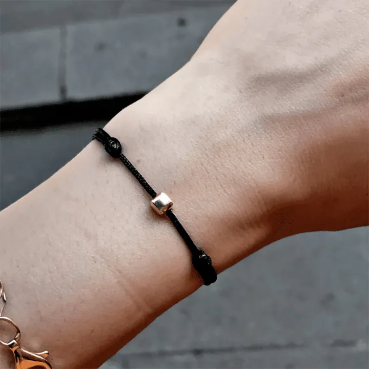 İpli Tek Küp Bileklik - 4mm