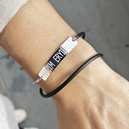 14 Ayar Altın Silikon Kordonlu Plaka Bileklik