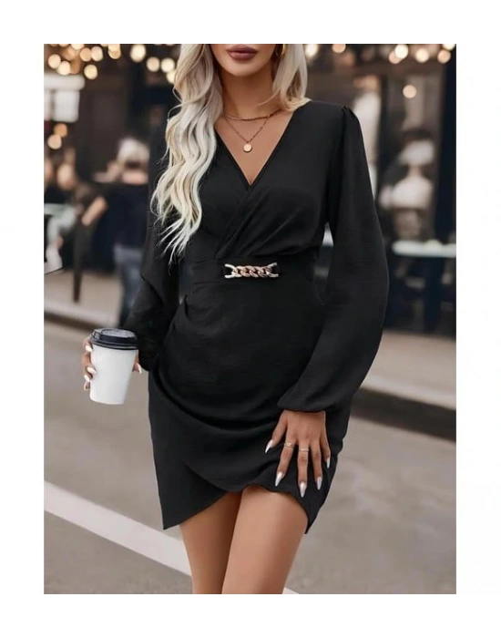 Kurvaze Yaka Uzun Kol Toka Detaylı Kadın Elbise