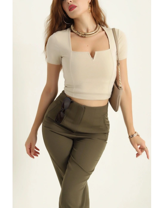 Sandy V Yaka Detaylı Yarım Kol Kadın Bluz