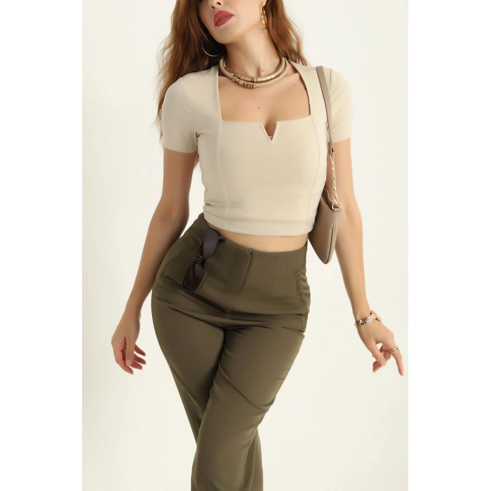 Sandy V Yaka Detaylı Yarım Kol Kadın Bluz