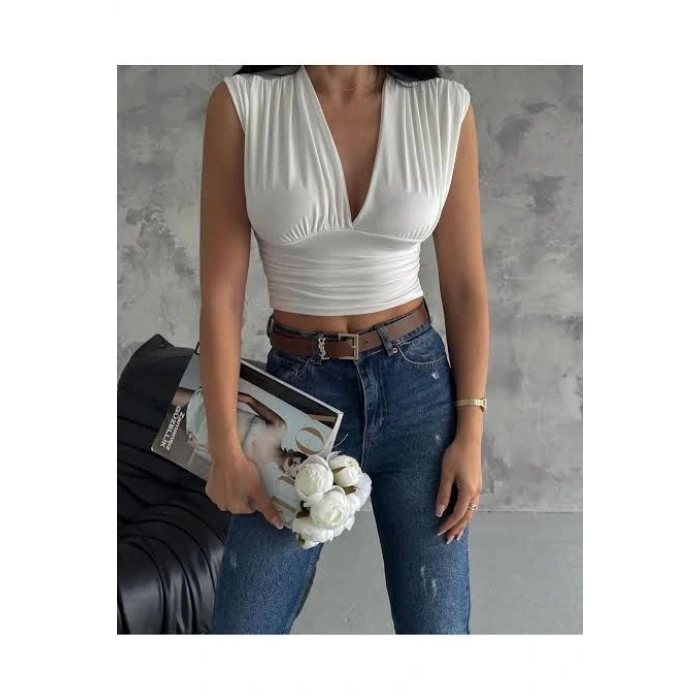 Sandy V Yaka Kolsuz Krop