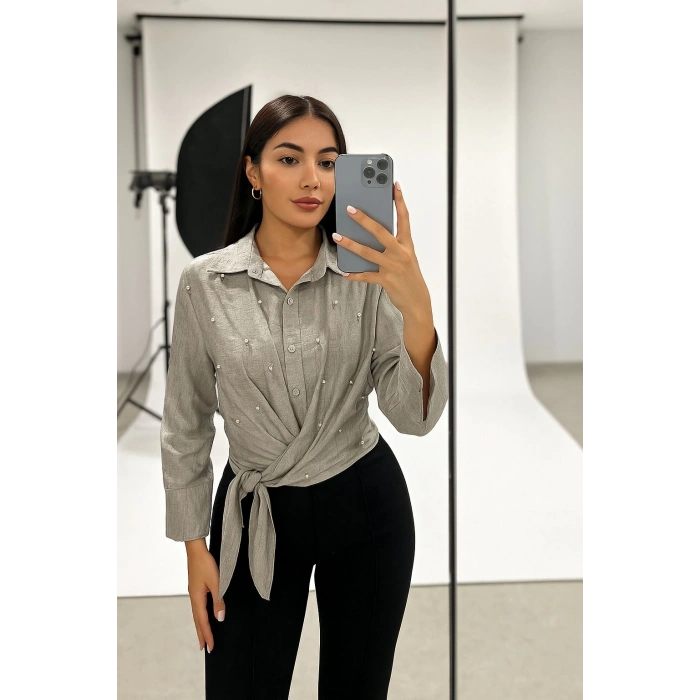Tensel Kumaş İnci Çakma Detaylı Belden Bağlamalı Kadın Gömlek Gri