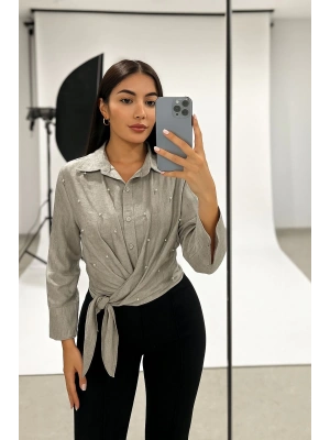 Tensel Kumaş İnci Çakma Detaylı Belden Bağlamalı Kadın Gömlek Gri