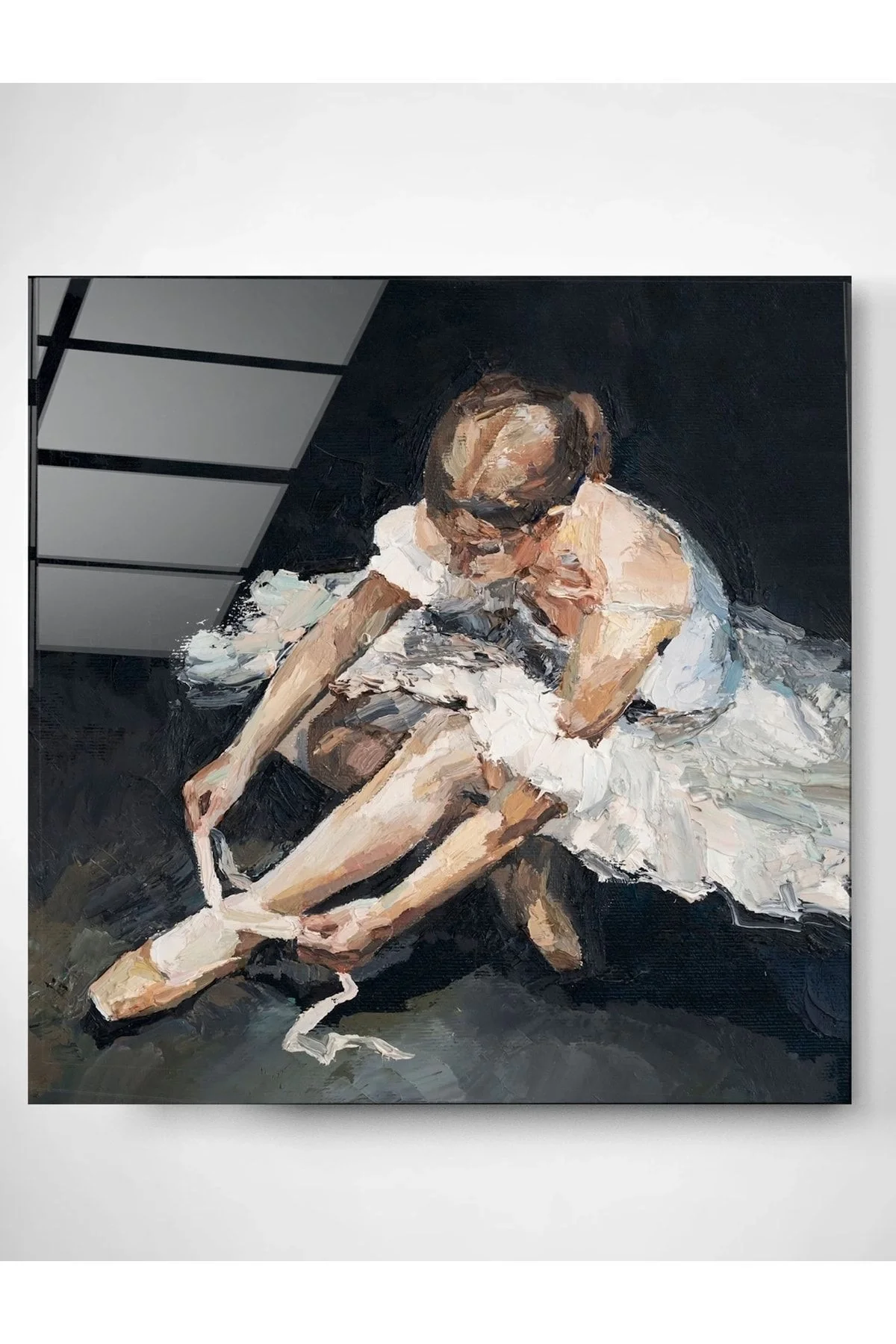 Ballerina Glass Table