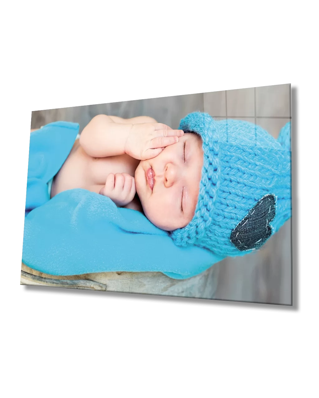 TEKNOO- Baby with Blue Hat Glass Painting