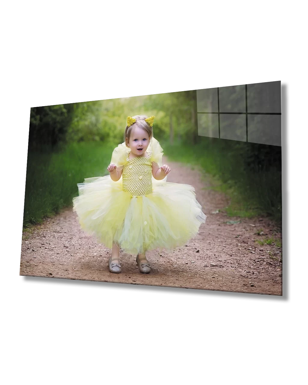 TEKNOO- Child in Yellow Dress Glass Table Child in Yellow Dress Table