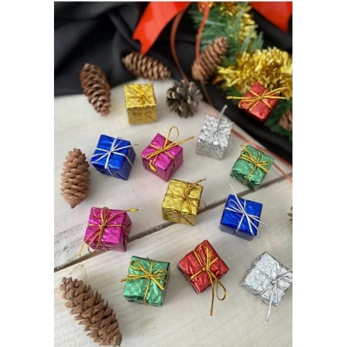 12 Adet Hediye Paketi  Renkli Noel  Yılbaşı Çam Ağacı Süsü 3 cm