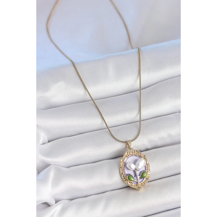 316L Çelik Gold Renk Mor İncili Çiçek İşlemeli Portre Model Kadın Kolye - TJ-BKO10146