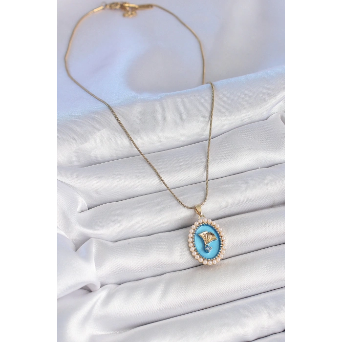 316L Çelik Gold Renk Zincir Mavi Mineli İncili Zirkon Taşlı Çiçek İşlemeli Portre Model Kadın Kolye - TJ-BKO10196