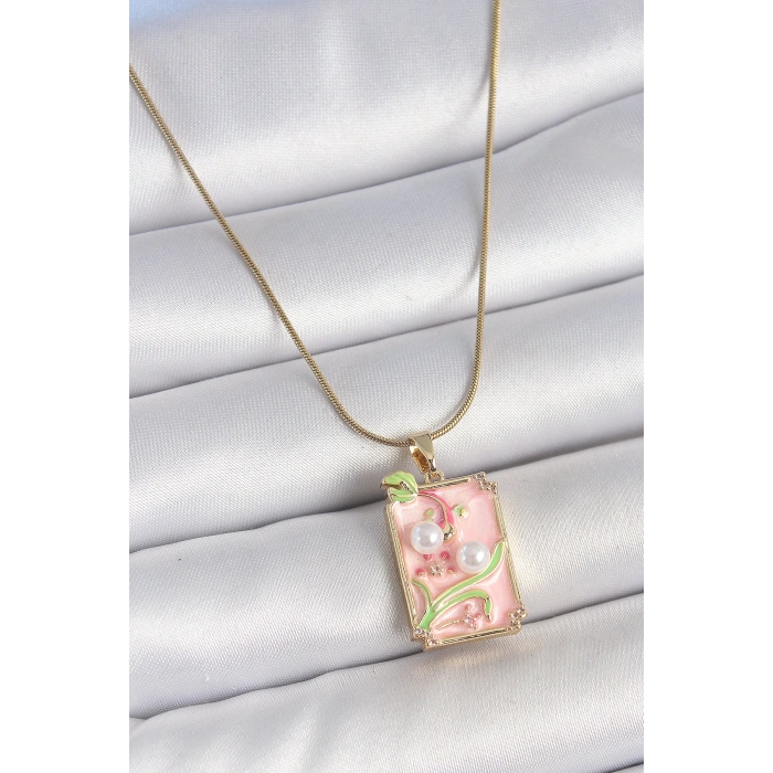 316L Çelik Gold Renk Zincir Pembe Mineli İncli Çiçek İşlemeli Portre Model Kadın Kolye - TJ-BKO10193