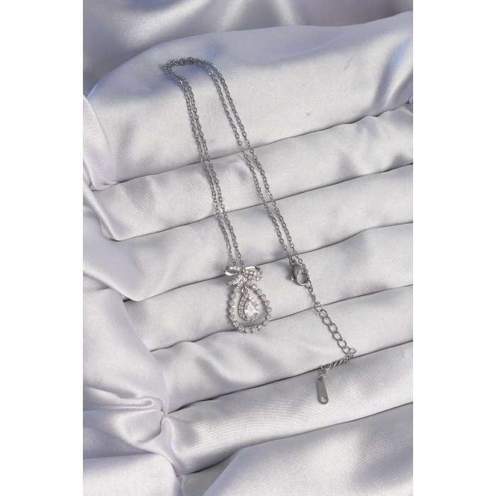 316L Çelik Gümüş Renk Fiyonk Detaylı Zirkon Taşlı Damla Model Kolye - TJ-BKO8930