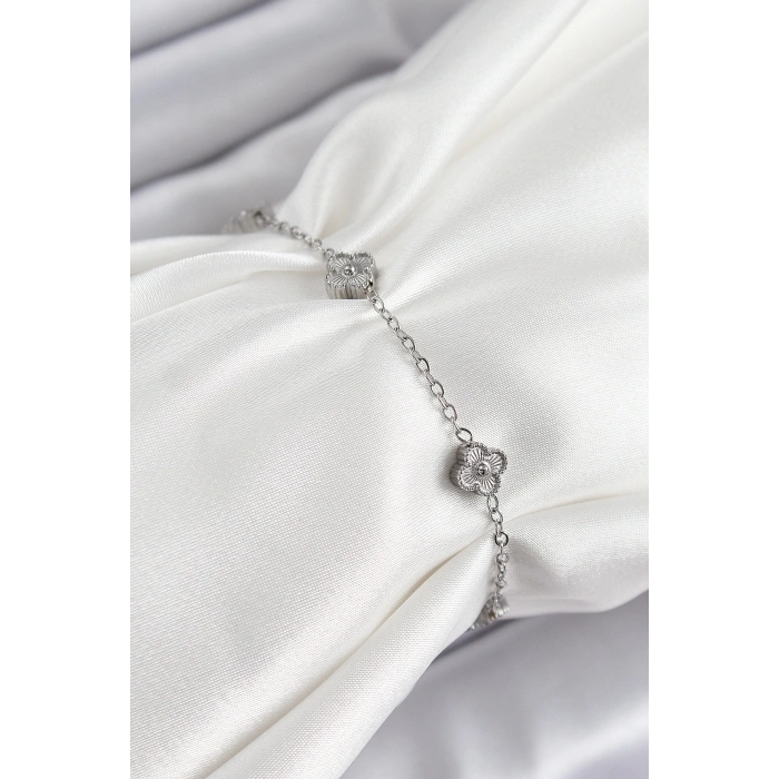 316L Çelik Yonca Model Gümüş Renk Kadın Bileklik - TJ-BB7362