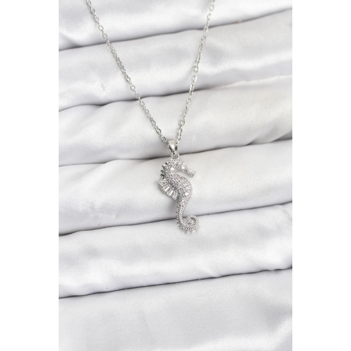 316L Çelik Zincir Gümüş Renk Deniz Atı Model Zirkon Taşlı Kadın Kolye - TJ-BKO10894