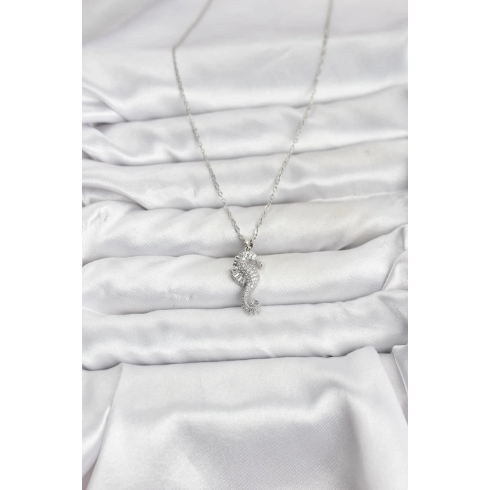 316L Çelik Zincir Gümüş Renk Deniz Atı Model Zirkon Taşlı Kadın Kolye - TJ-BKO10894