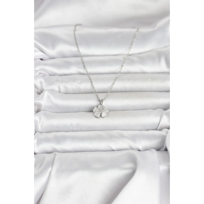 316L Çelik Zincir Gümüş Renk Yonca Model Kadın Kolye - TJ-BKO11021