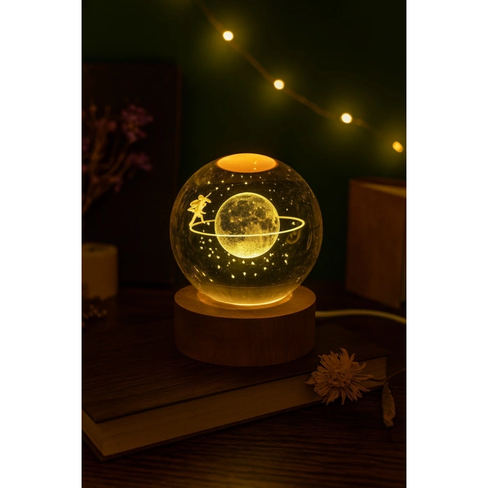 3D Satürn Kız Küre Kristal Led Gece Lambası – USBli Ahşap Standlı LED Masa & Gece Lambası RGB