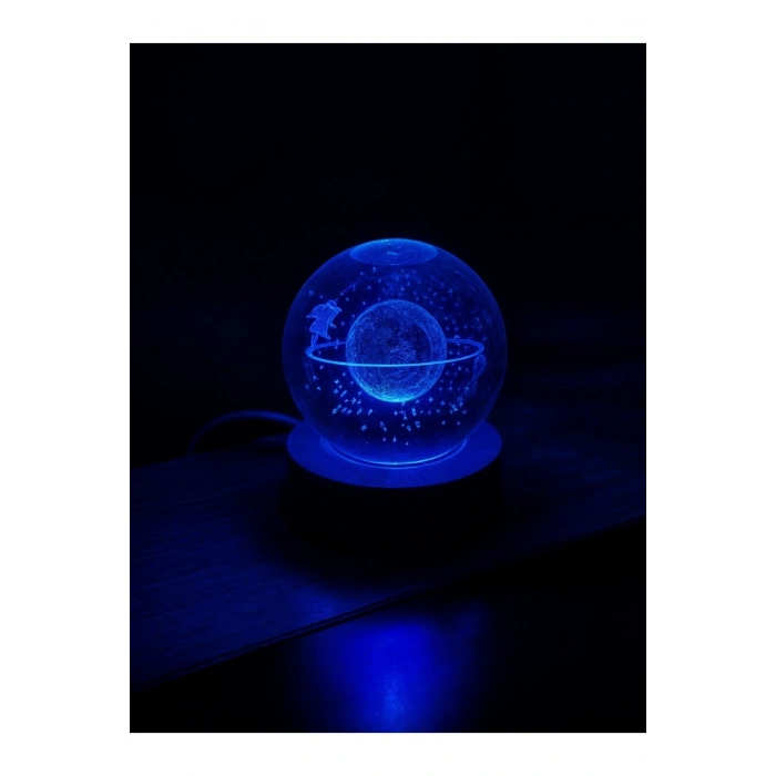 3D Satürn Kız Küre Kristal Led Gece Lambası – USBli Ahşap Standlı LED Masa & Gece Lambası RGB