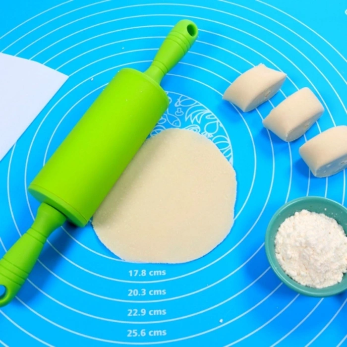 40*50 cm Silikon Ölçekli Kullanımı Kolay Hamur Açma Matı Ekmek Mantı Makarna Hamuru Yoğurma Matı (4887)