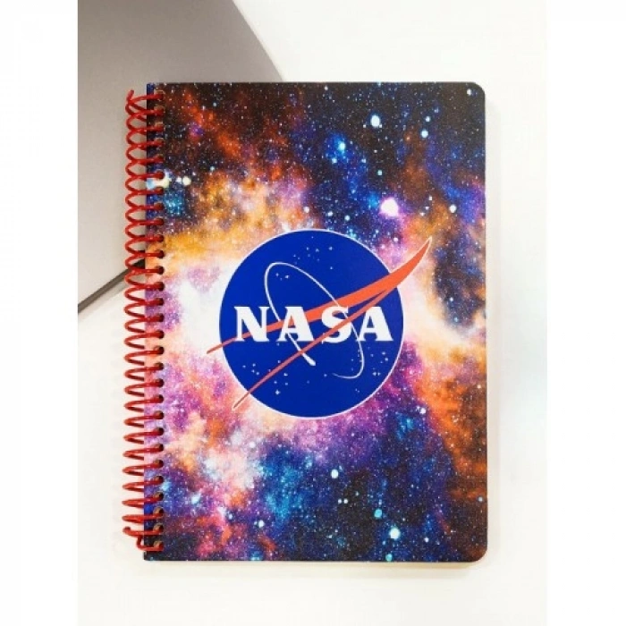 NASA Temalı Spiral Kareli Defter – 80 Yaprak, 160 Sayfa (18 x 24 cm)