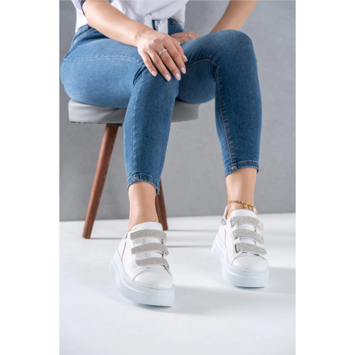 Amaris Beyaz Taşlı Spor Ayakkabı