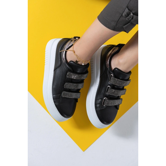 Amaris Siyah Taşlı Spor Ayakkabı