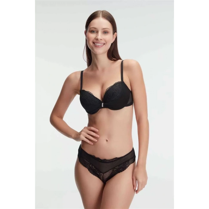 Balenli Destekli Dolgulu Taşlı Dantelli Sütyen Ve Slip Takım