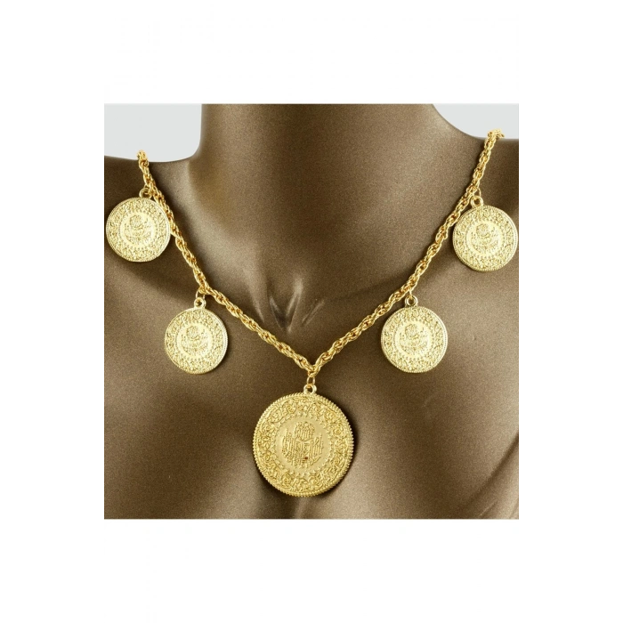 Beşi Bir Yerde İmitasyon Kolye