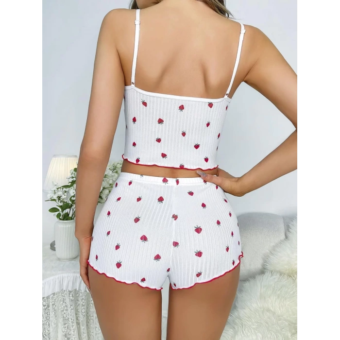 Beyaz Üstüne Çilek Desenli Askılı Şortlu Pijama Takımı