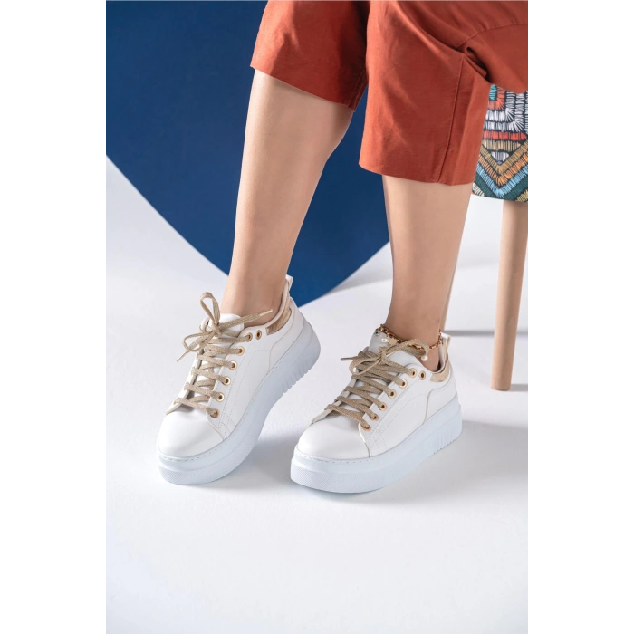 Camellia Beyaz Altın Bağcıklı Spor Ayakkabı