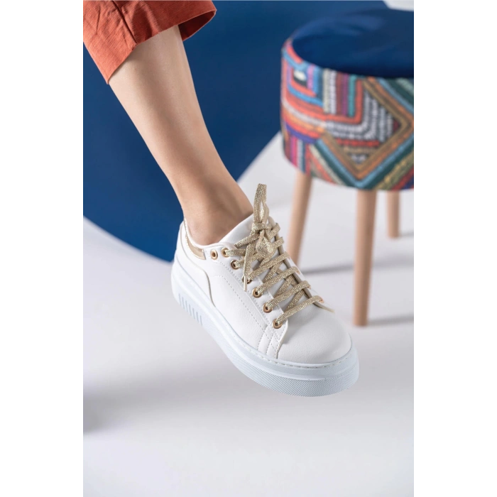 Camellia Beyaz Altın Bağcıklı Spor Ayakkabı