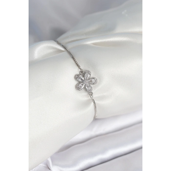 Çiçek Model Asansörlü Gümüş Renk Kadın Bileklik - TJ-BB8012