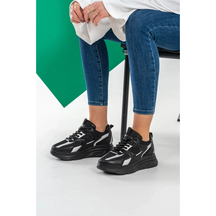 Cintia Siyah Bağcıklı Spor Ayakkabı