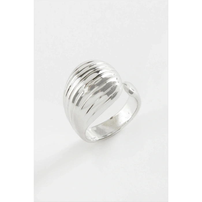 Çizgili Su Damlası Metal Yüzük