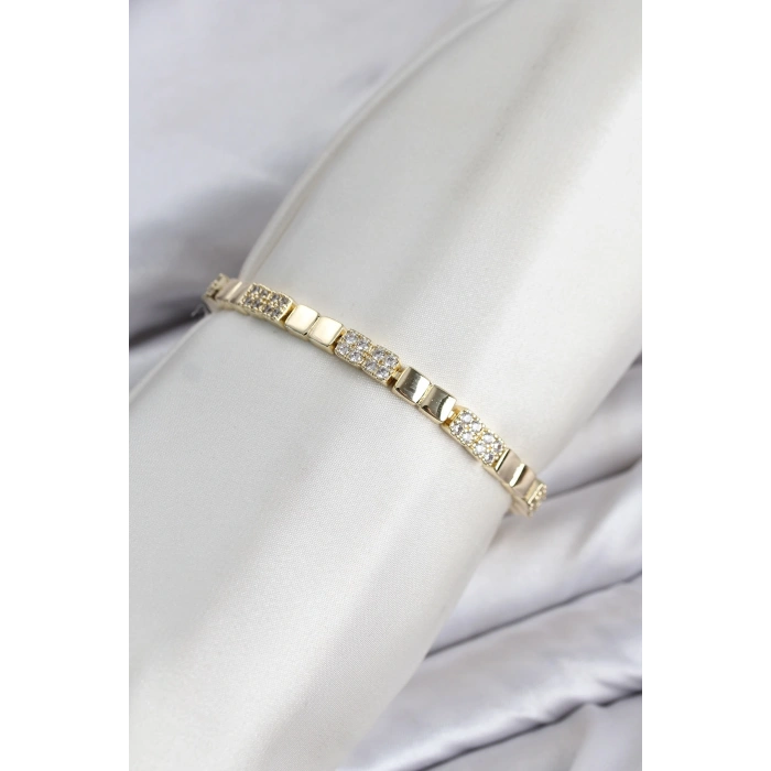 CM Kare Model Zirkon Taşlı VIP Seri Gold Renk Pirinç Kadın Bileklik TJ-BB8611