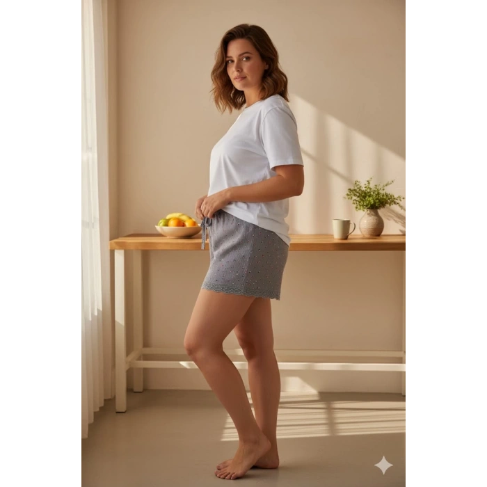 Düz Renk Mini Çiçek Desenli Penye Kadın Ev Şortu Bacak Dantel Detaylı Ev Giyim Gri