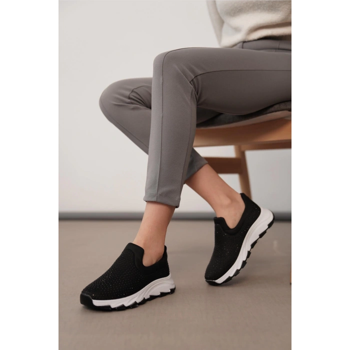 Faylinn Siyah Taşlı Streç Spor Ayakkabı